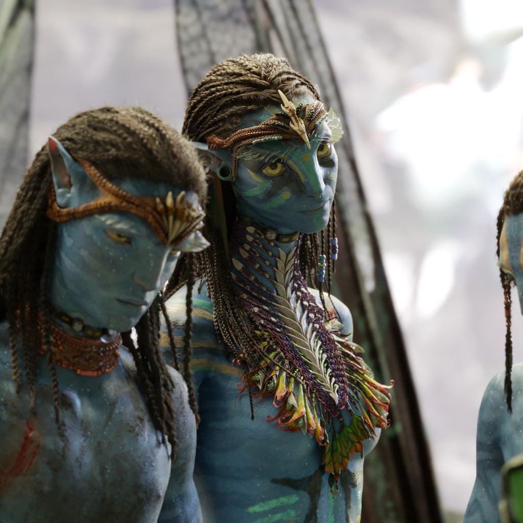 Zoe Saldana Shares Relatable Reaction to Avatars Scheduled Release Dates